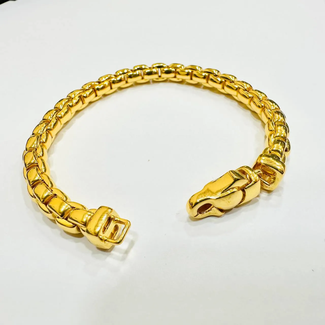 22k / 916 Gold Semi Solid Anchor Bracelet V1