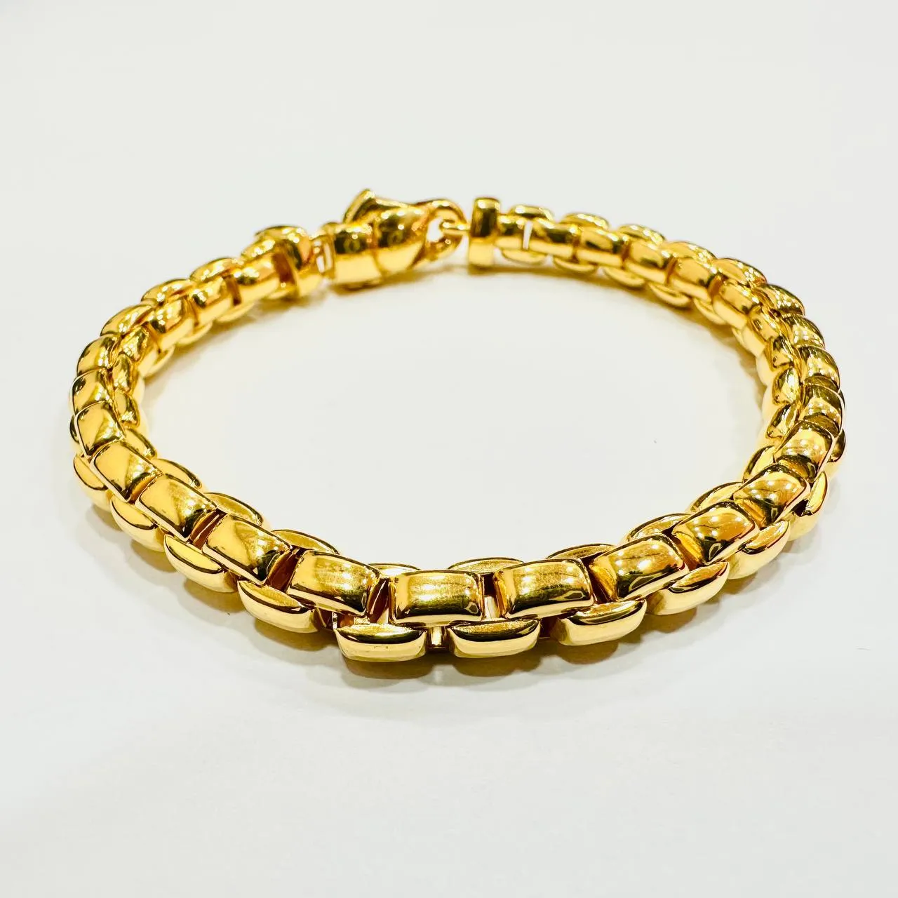 22k / 916 Gold Semi Solid Anchor Bracelet V1