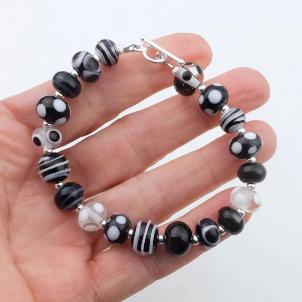 black and white mini bead bracelet