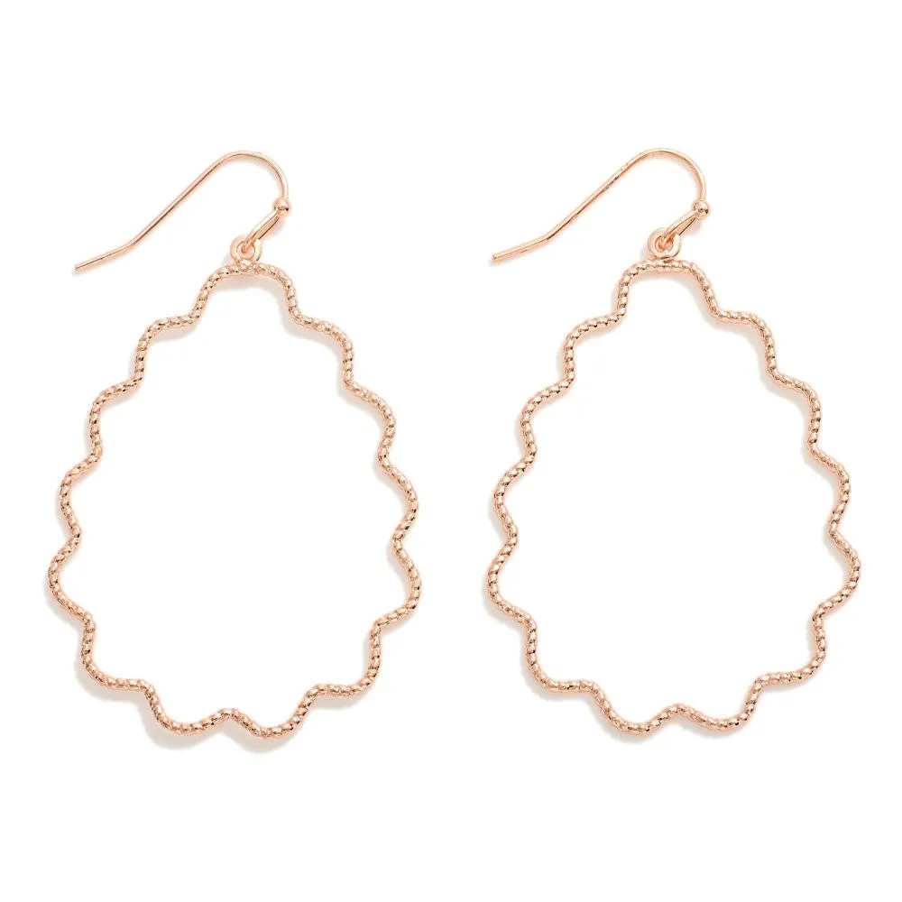 Dainty Wavy Teardrop Earrings