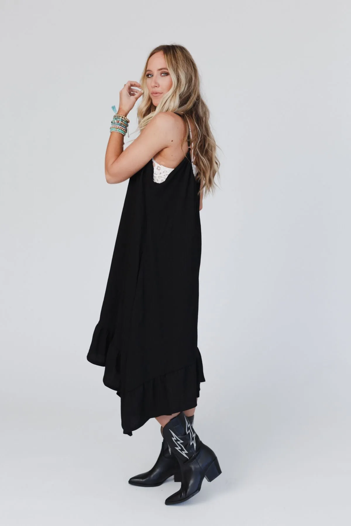 Ellie Ruffle Midi Dress - Black