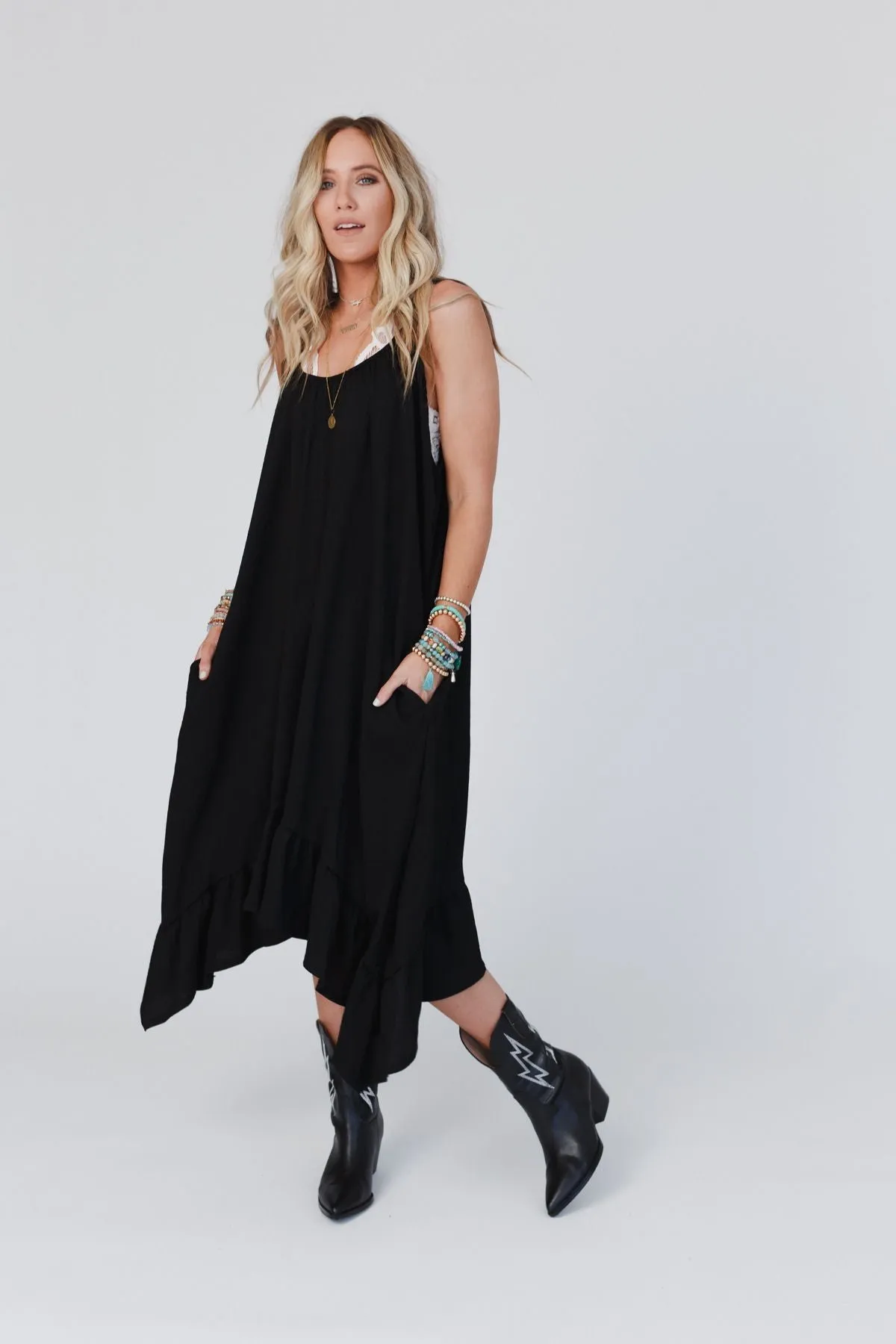 Ellie Ruffle Midi Dress - Black