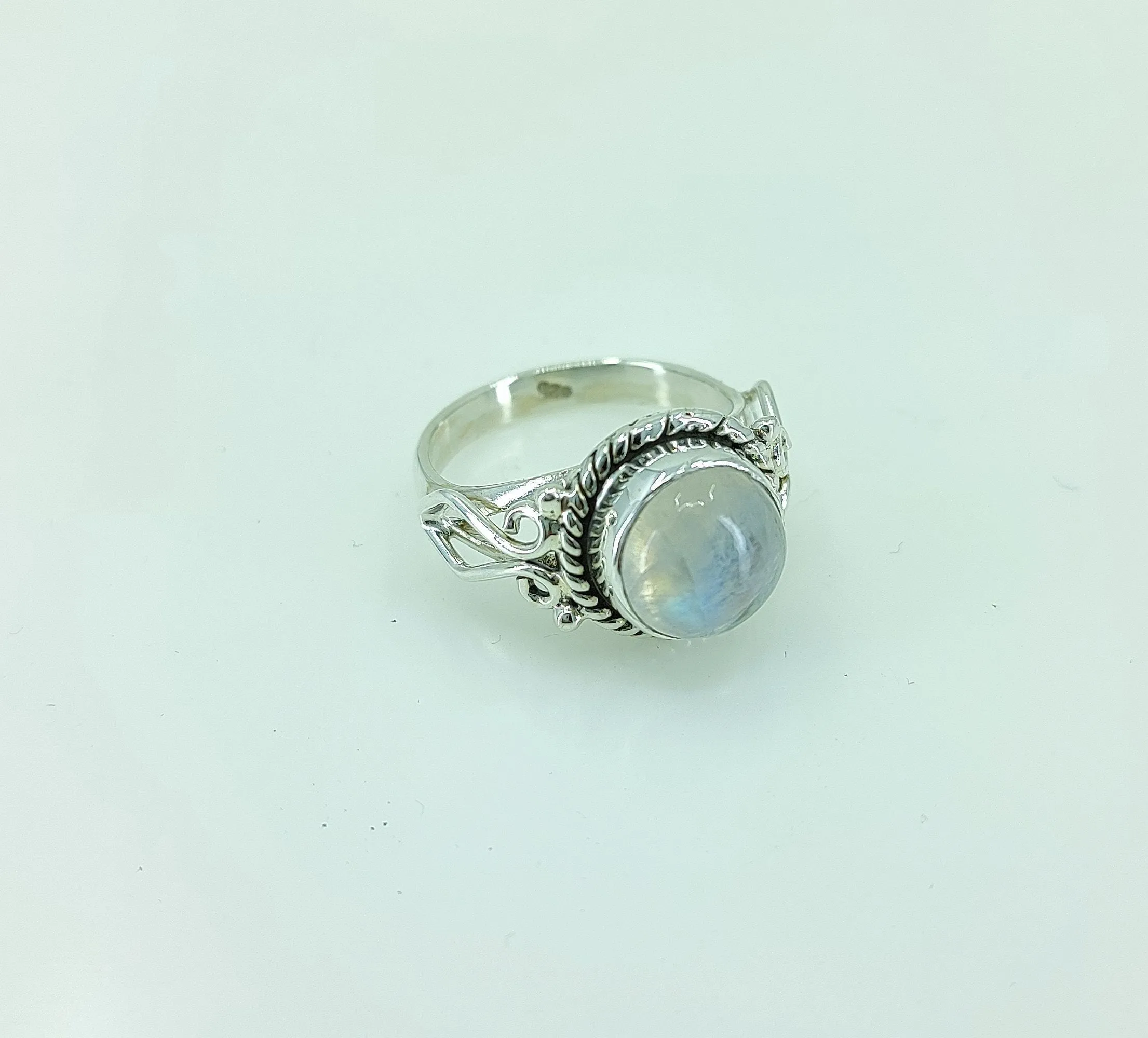 Navya Craft Rainbow Moonstone 925 Sterling Silver Handmade Ring