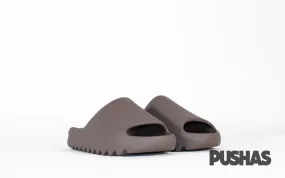 Yeezy Slide 'Soot'